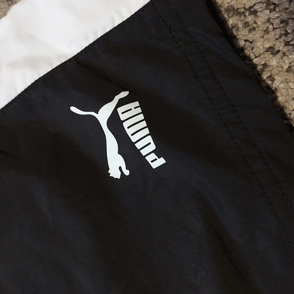 Women's Puma Black & White Skirt NEW - Picture 2 of 7